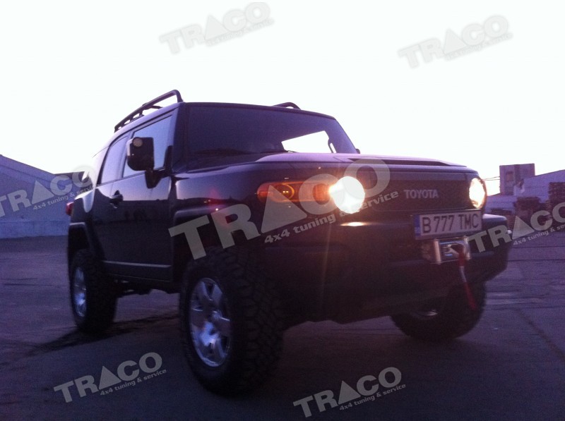 Toyota - Toyota FJ Cruiser